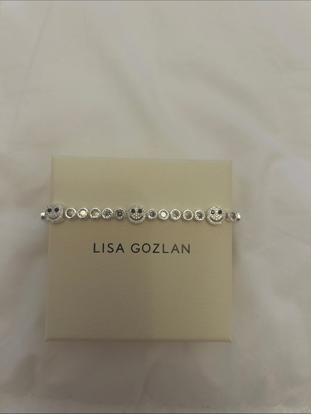 Lisa Gozlan Silver Smiley Crystal Bracelet - White Silver